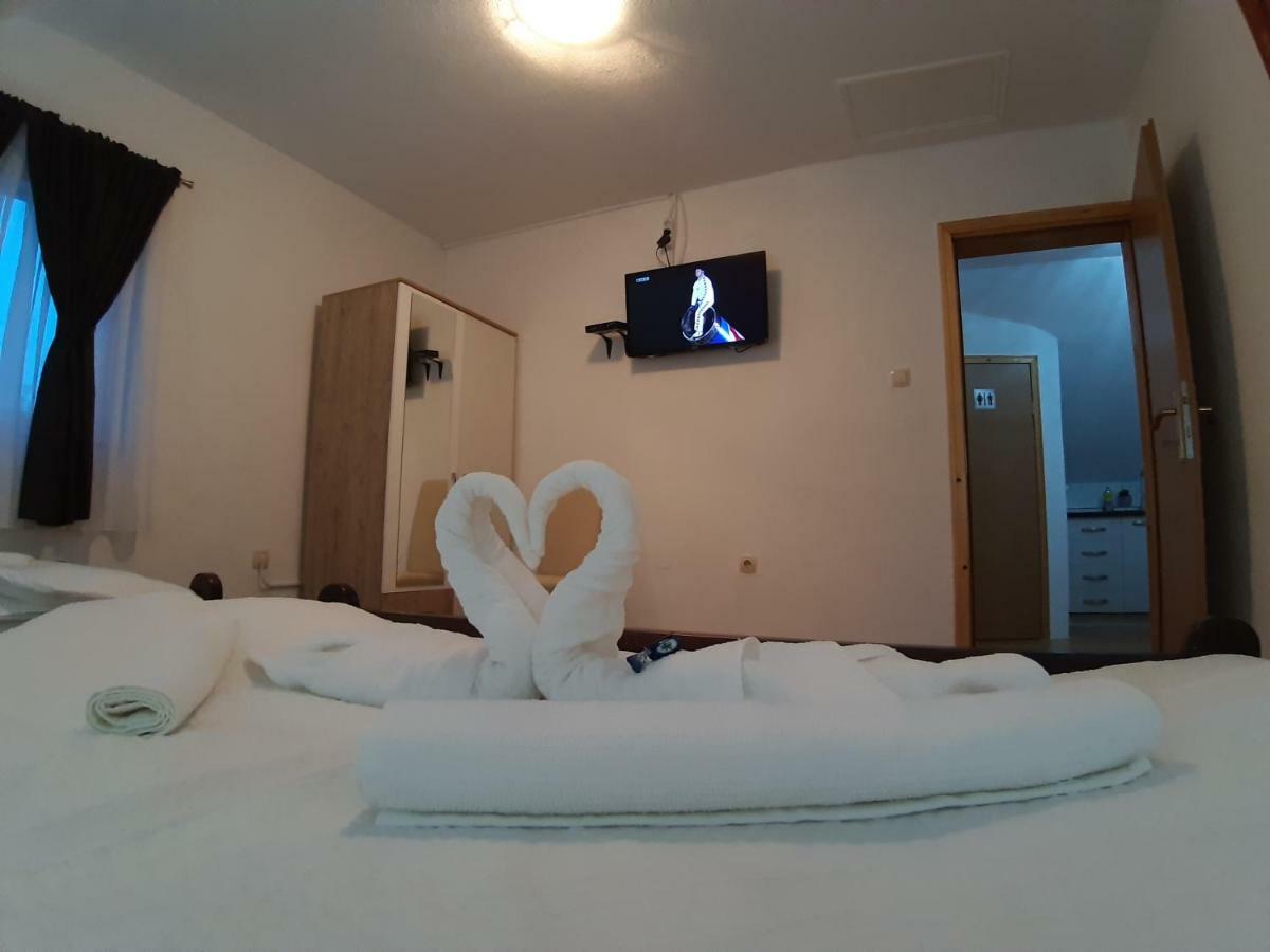 דירות רקוביצה House Jelena&Marija מראה חיצוני תמונה