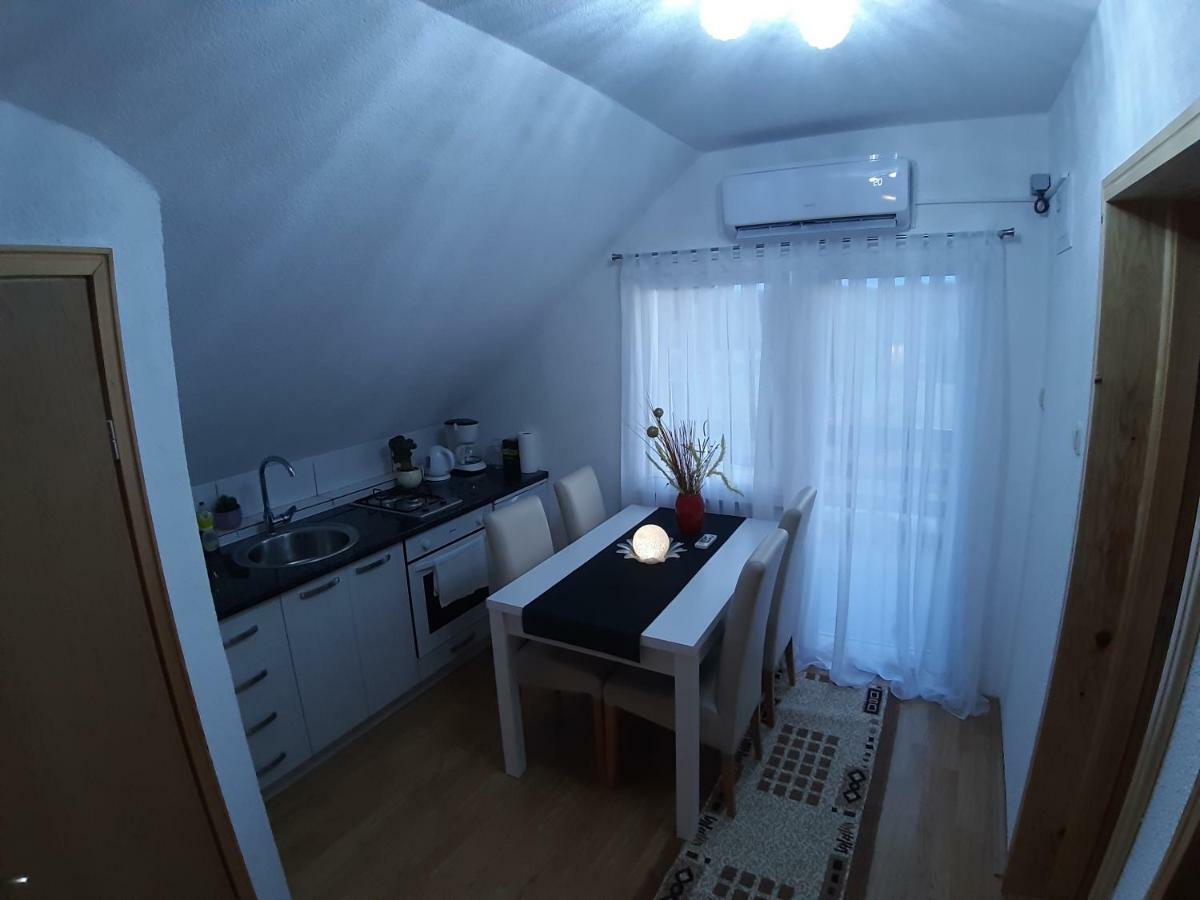 דירות רקוביצה House Jelena&Marija מראה חיצוני תמונה
